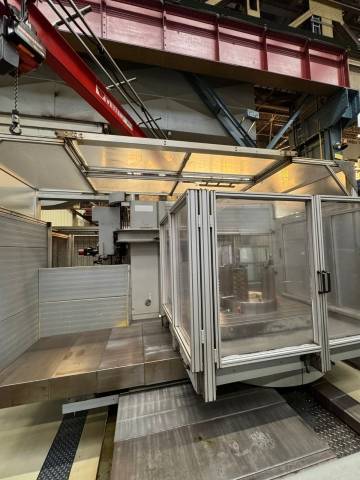 CNC - Bohr- und Fräsmaschine